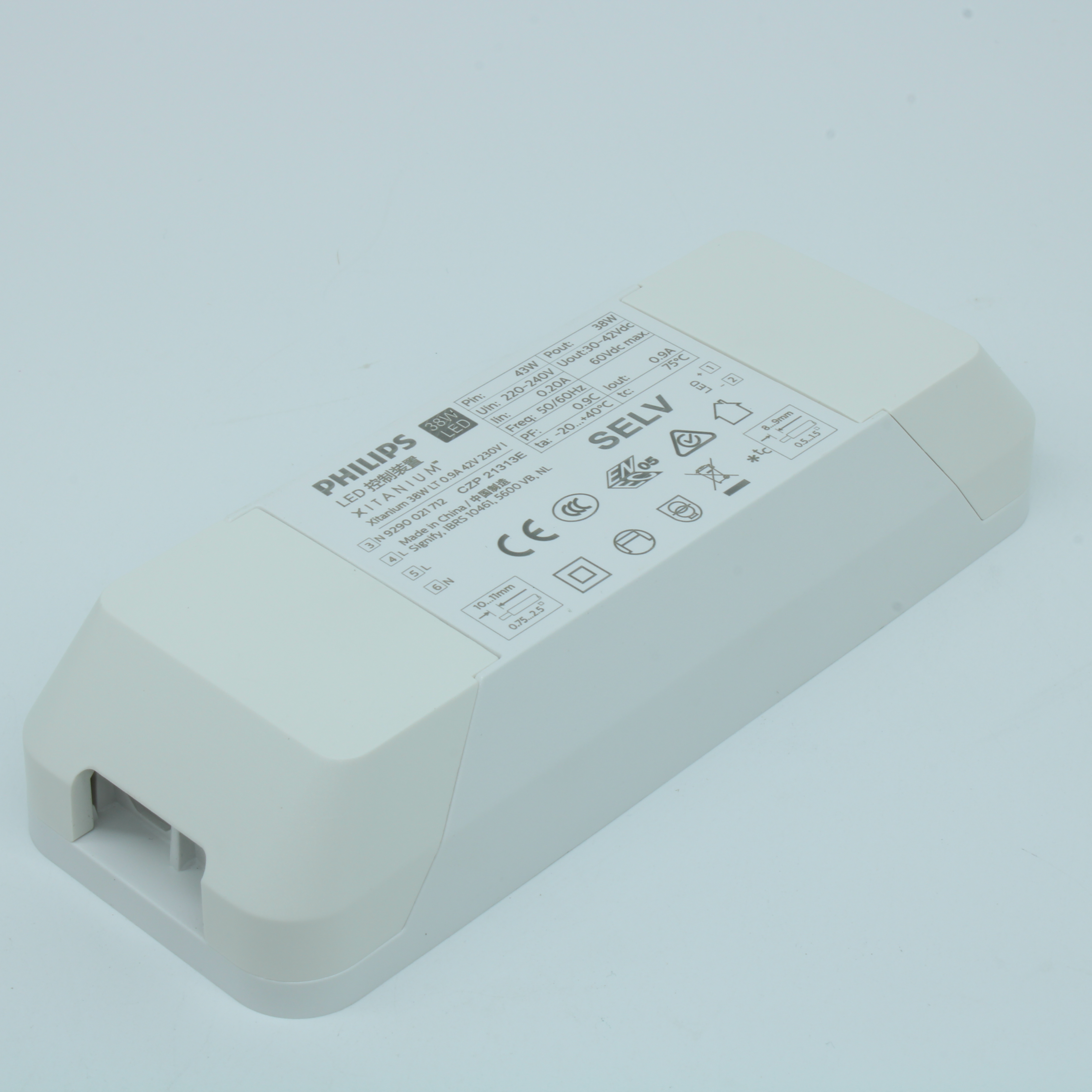 XITANIUM 38W LT 0.9A 42V 230V I - Philips Electronics