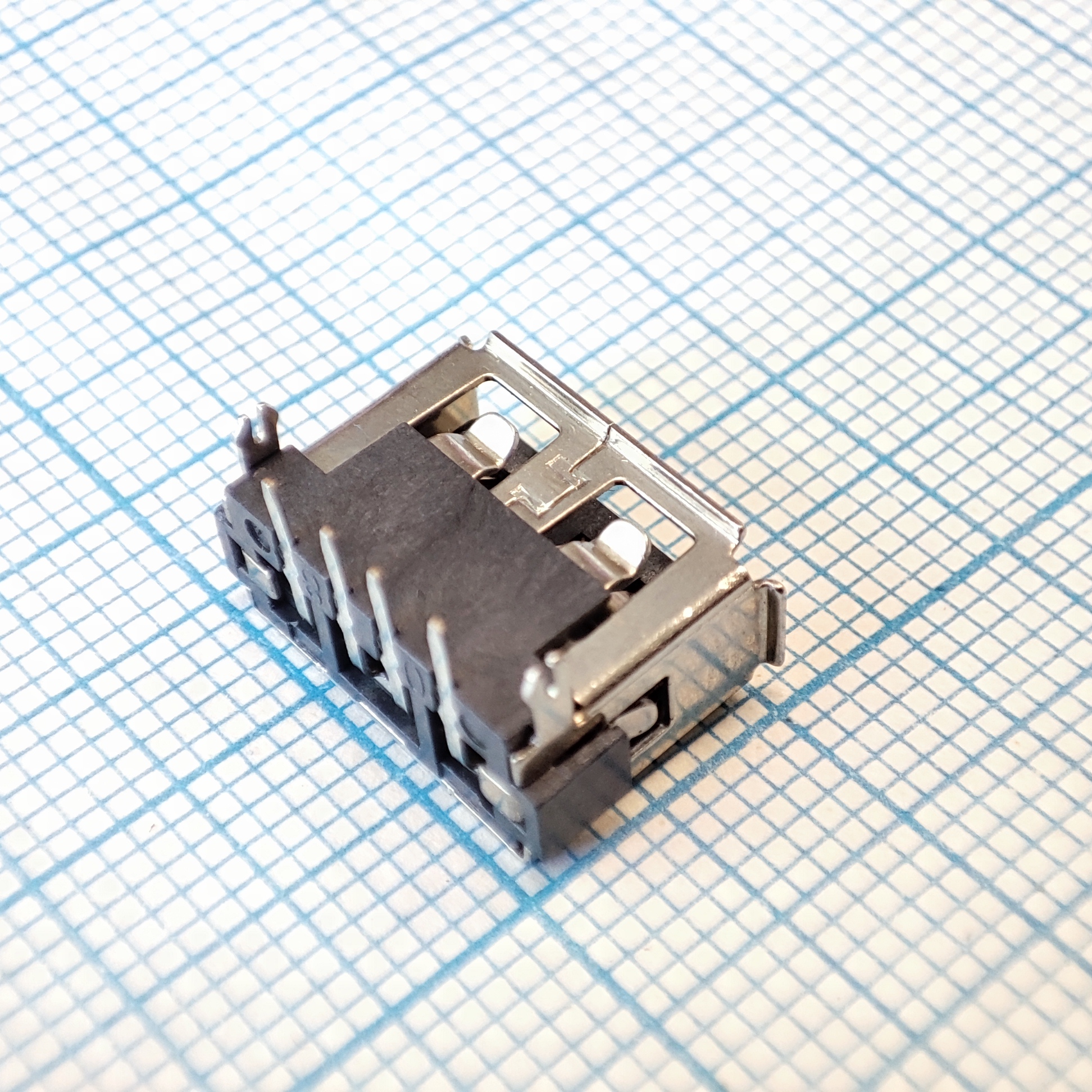 USB 4AFR розетка на плату 2p - .