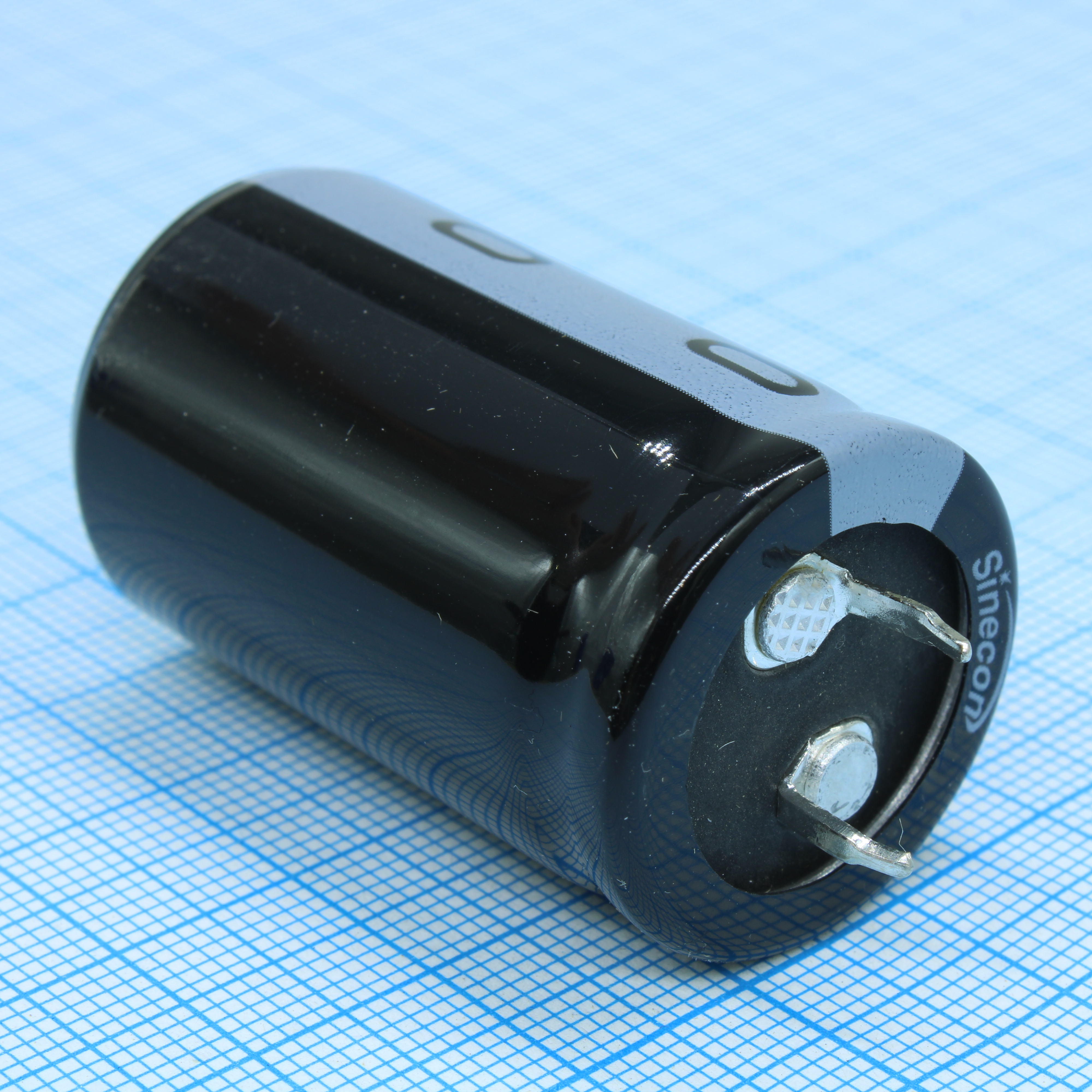 LHF681M2D2540CZVG2S00 - Sinecon