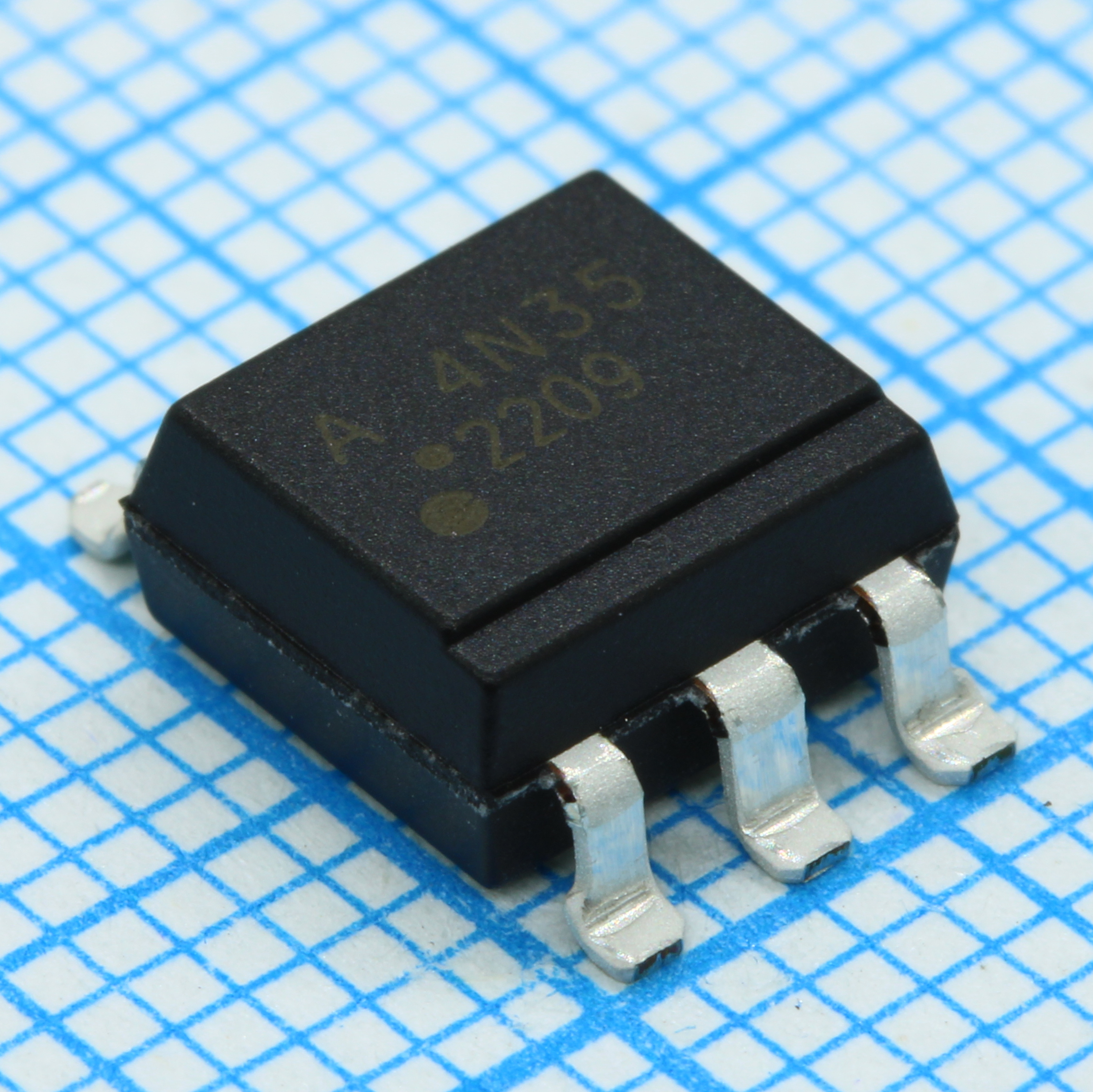 4N35-300E - Broadcom