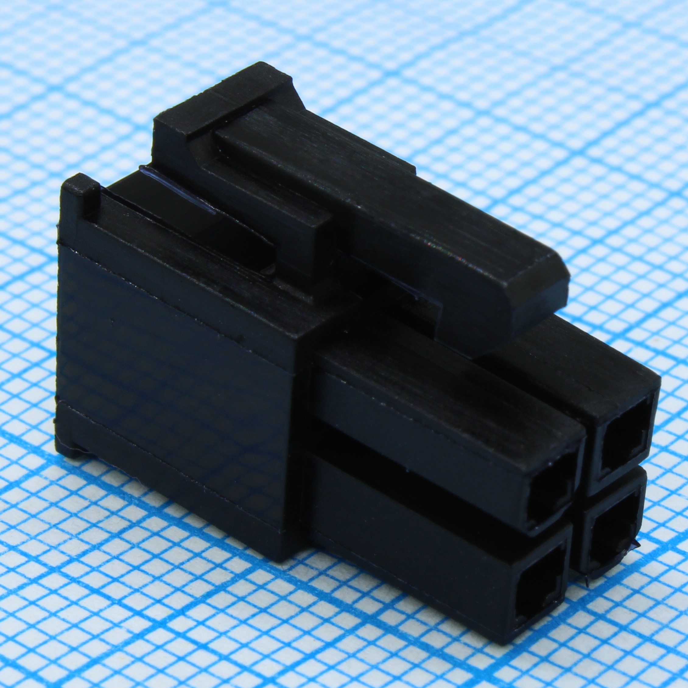 39013045 - Molex