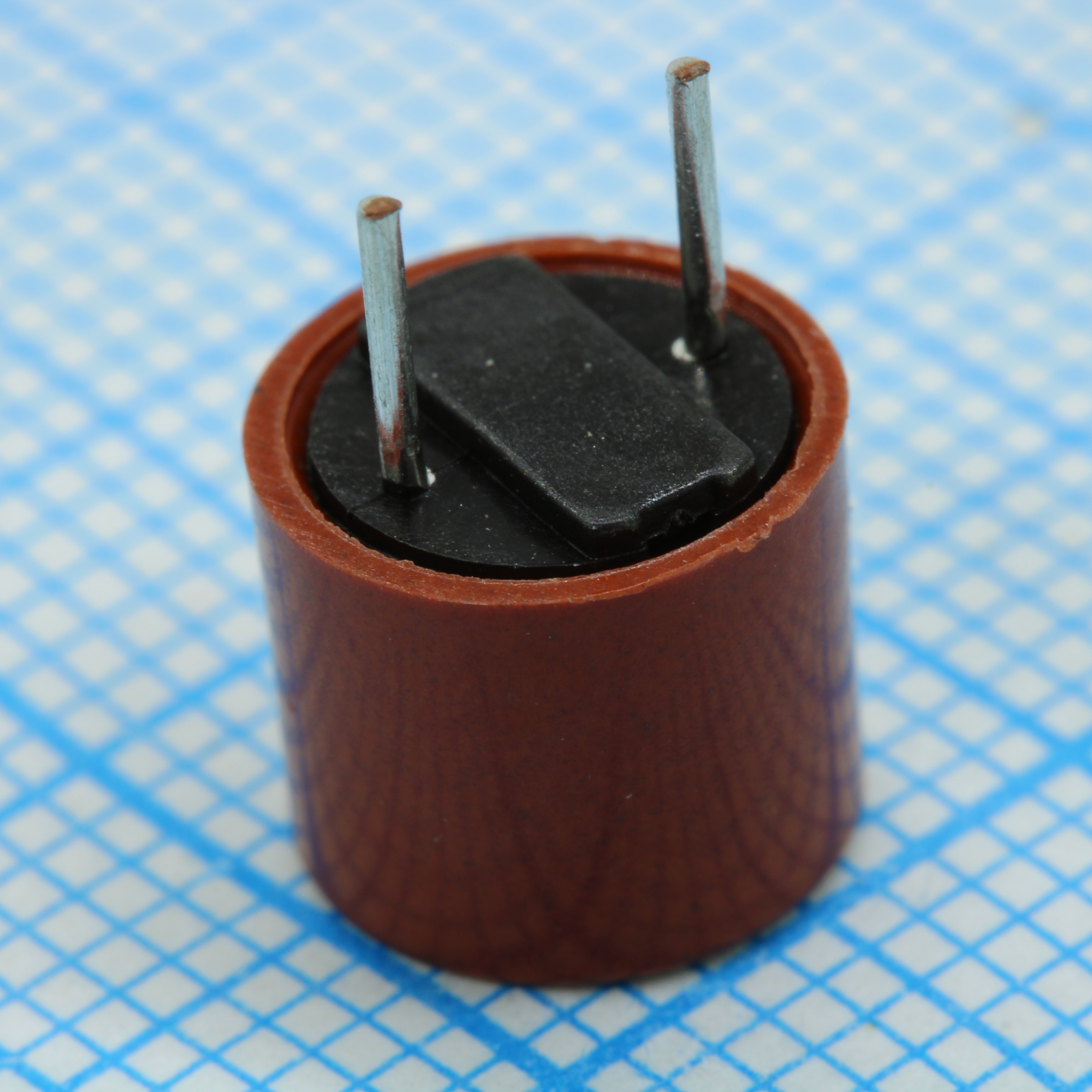 37305000410 - Littelfuse