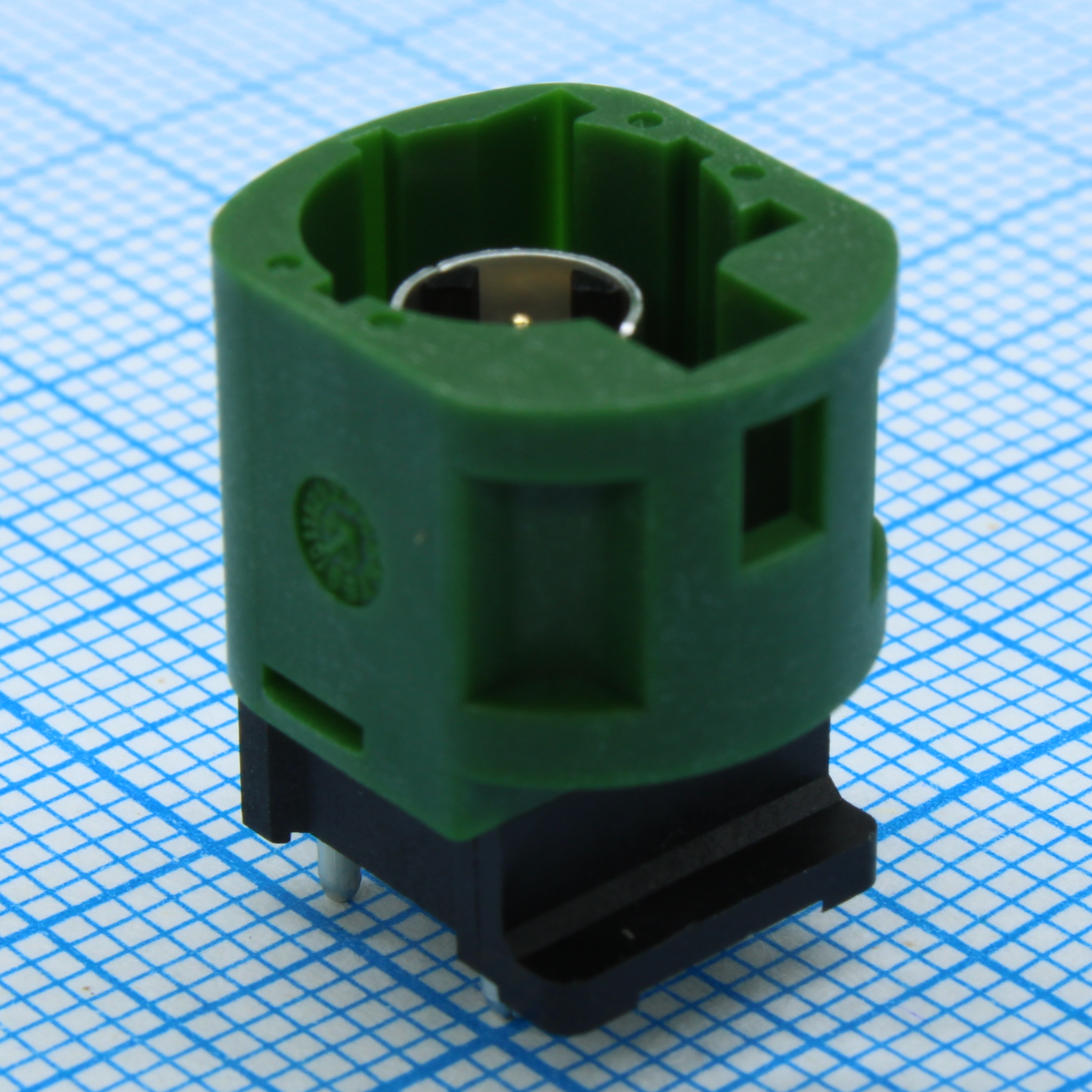818013234 - Electric Connector