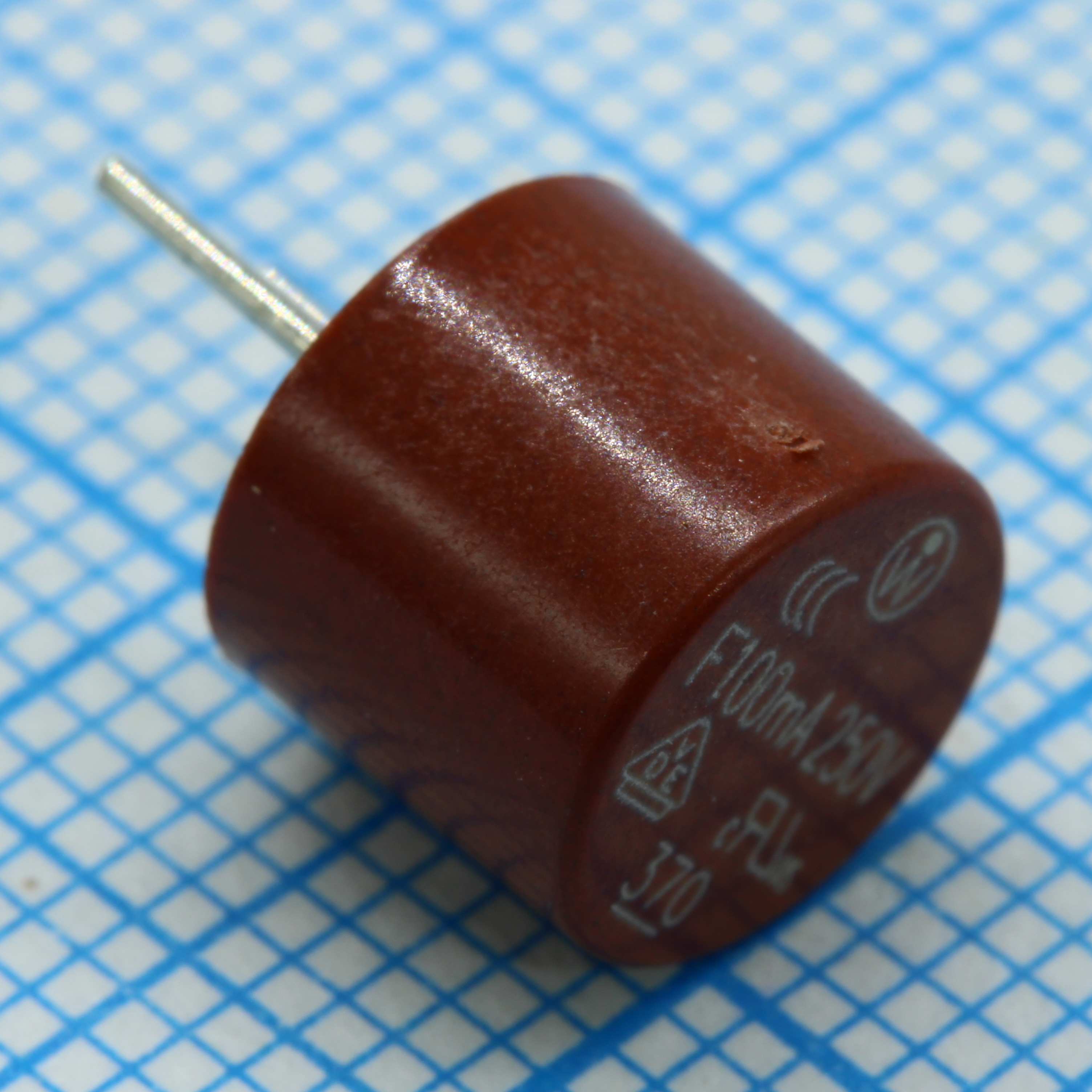 37001000410 - Littelfuse