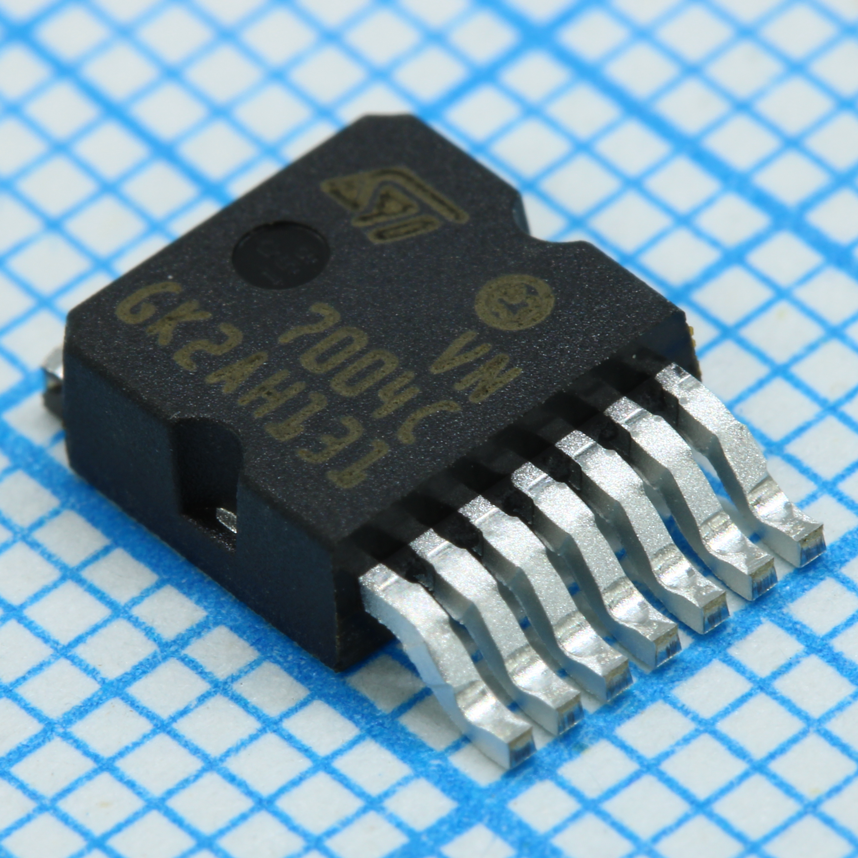 VN7004CHTR - STM