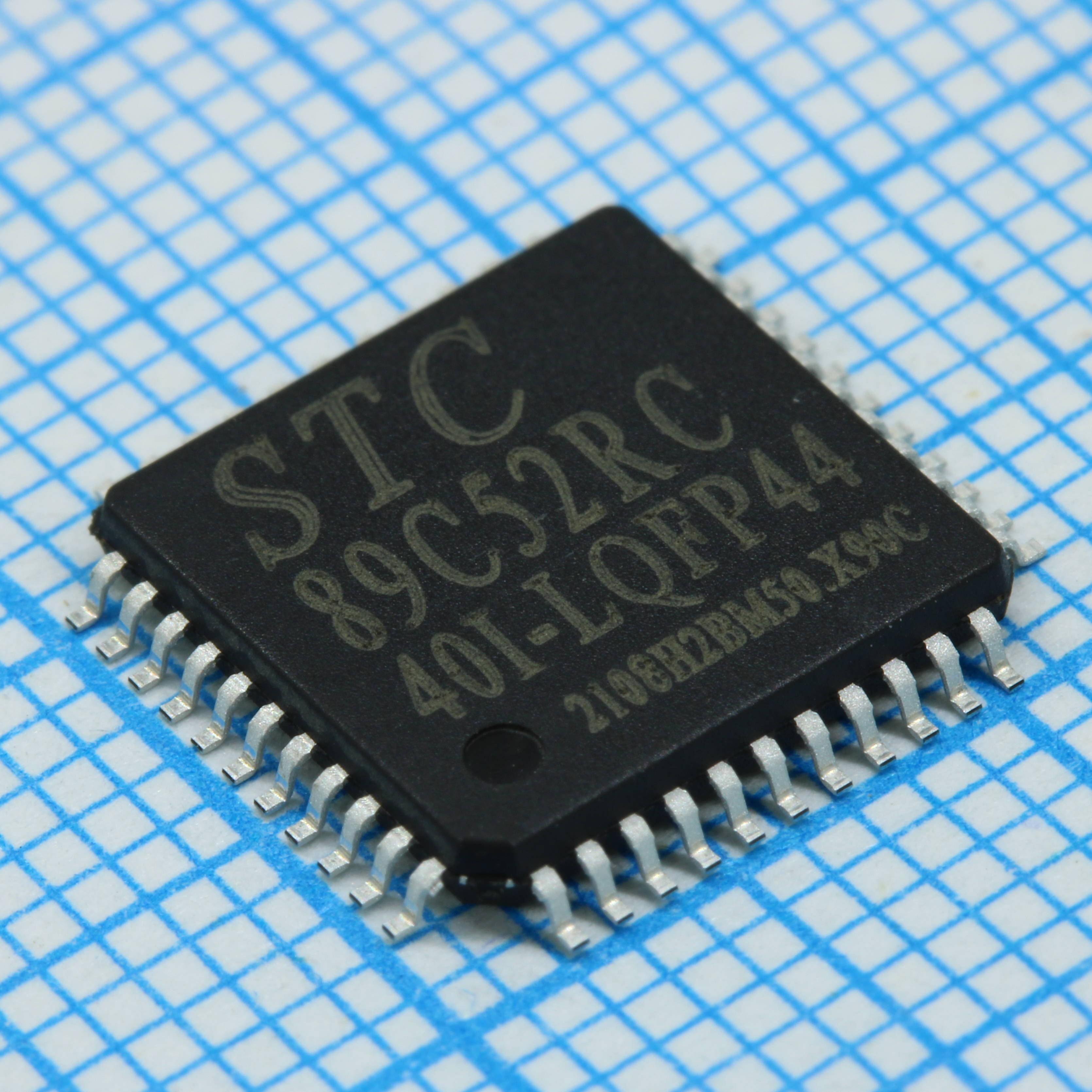 STC89C52RC-40I-LQFP44 - STC Micro