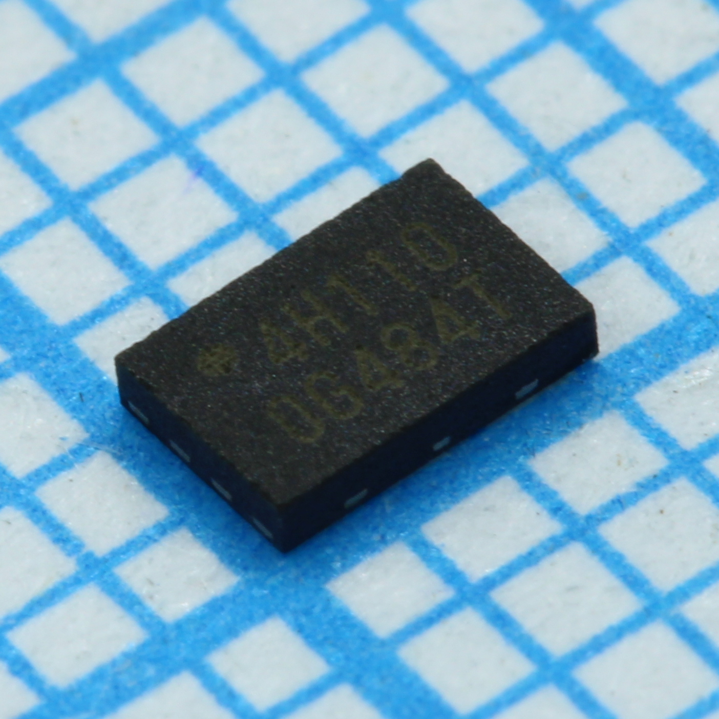 W25X40CLUXIG - WINBOND