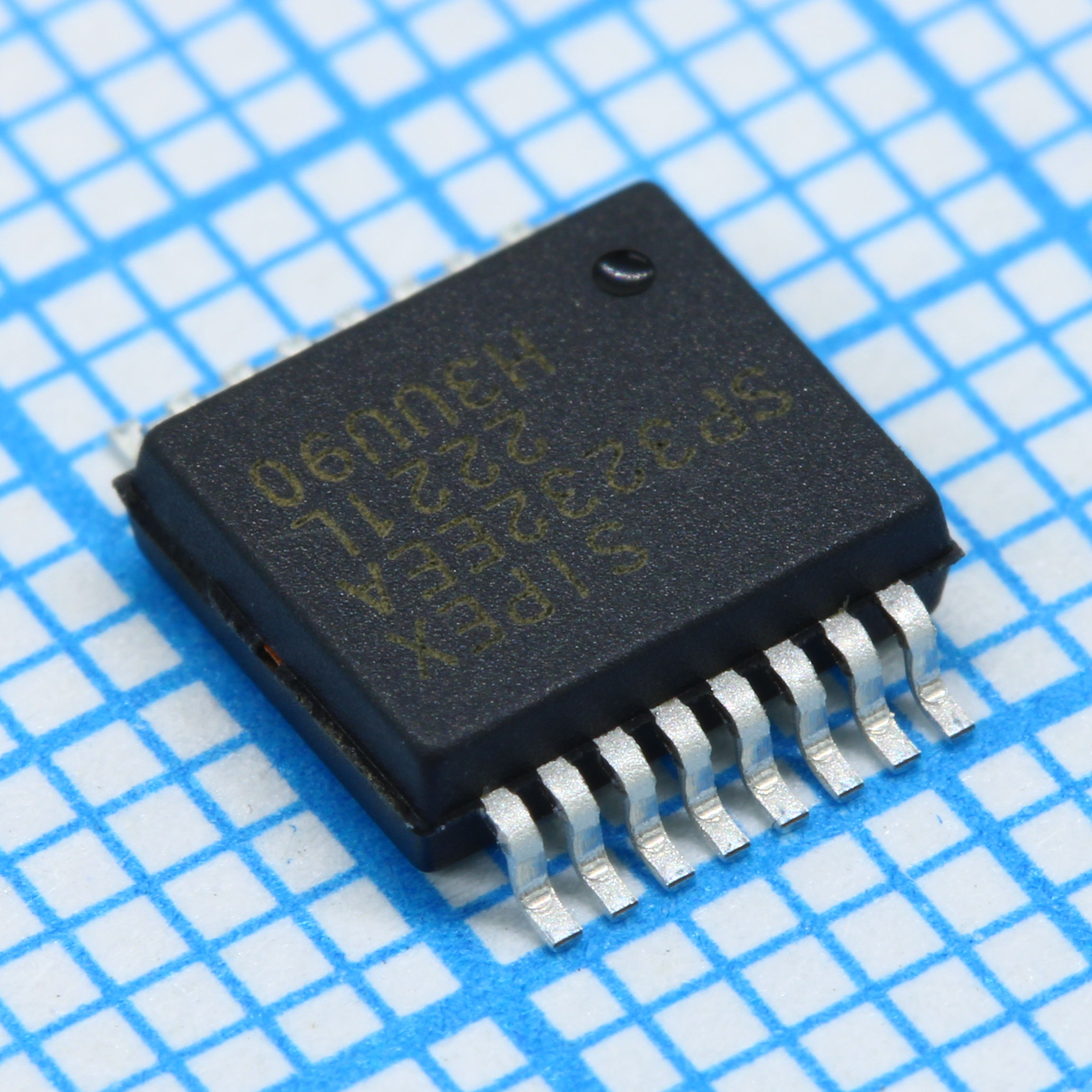 SP3232EEA-L/TR - MaxLinear