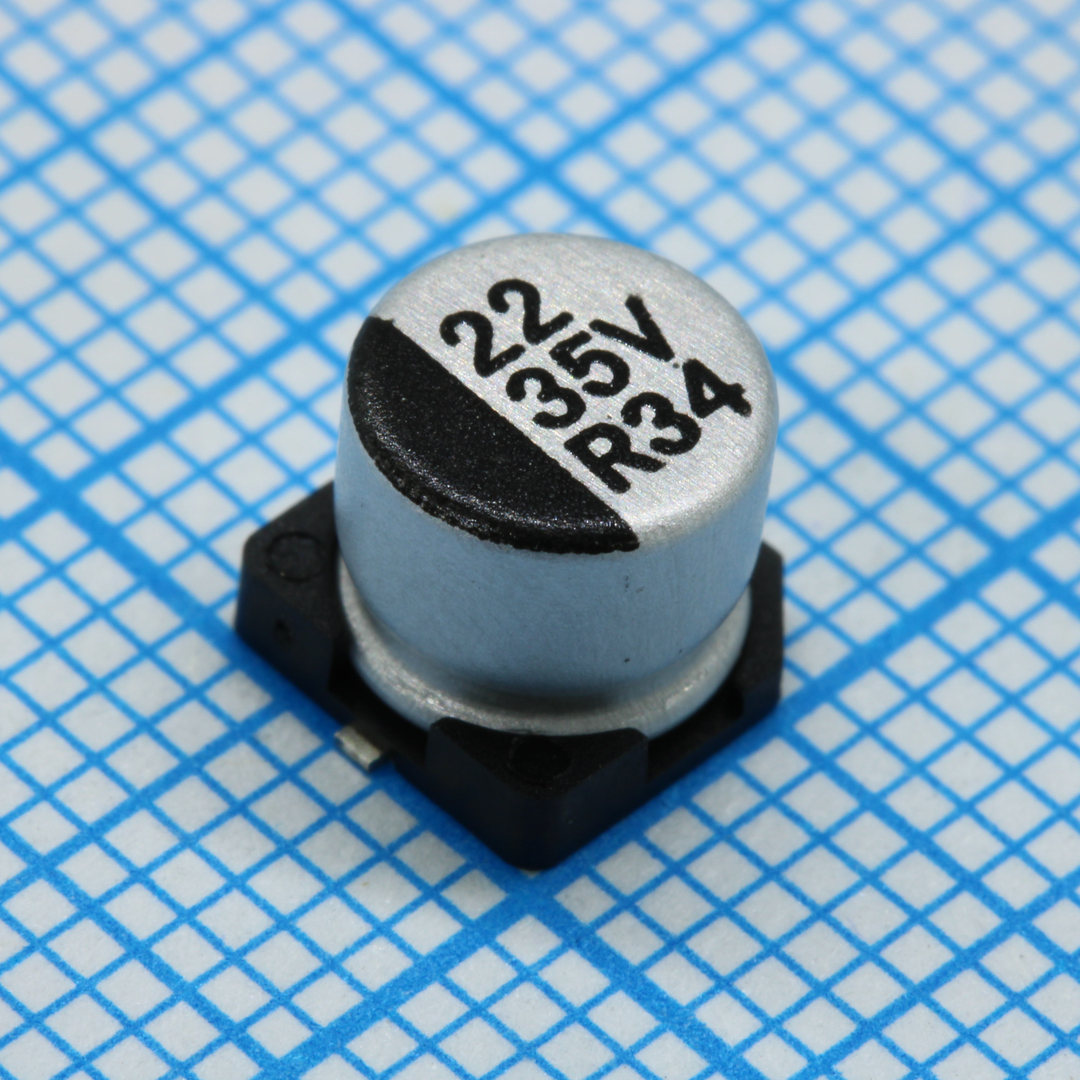 EZV220M35RC - Hitano