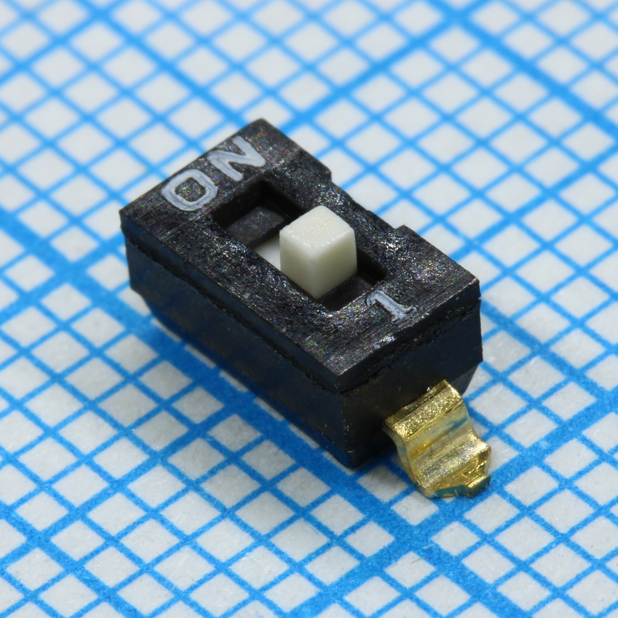 DS1040-01-01SBWB - CONNFLY