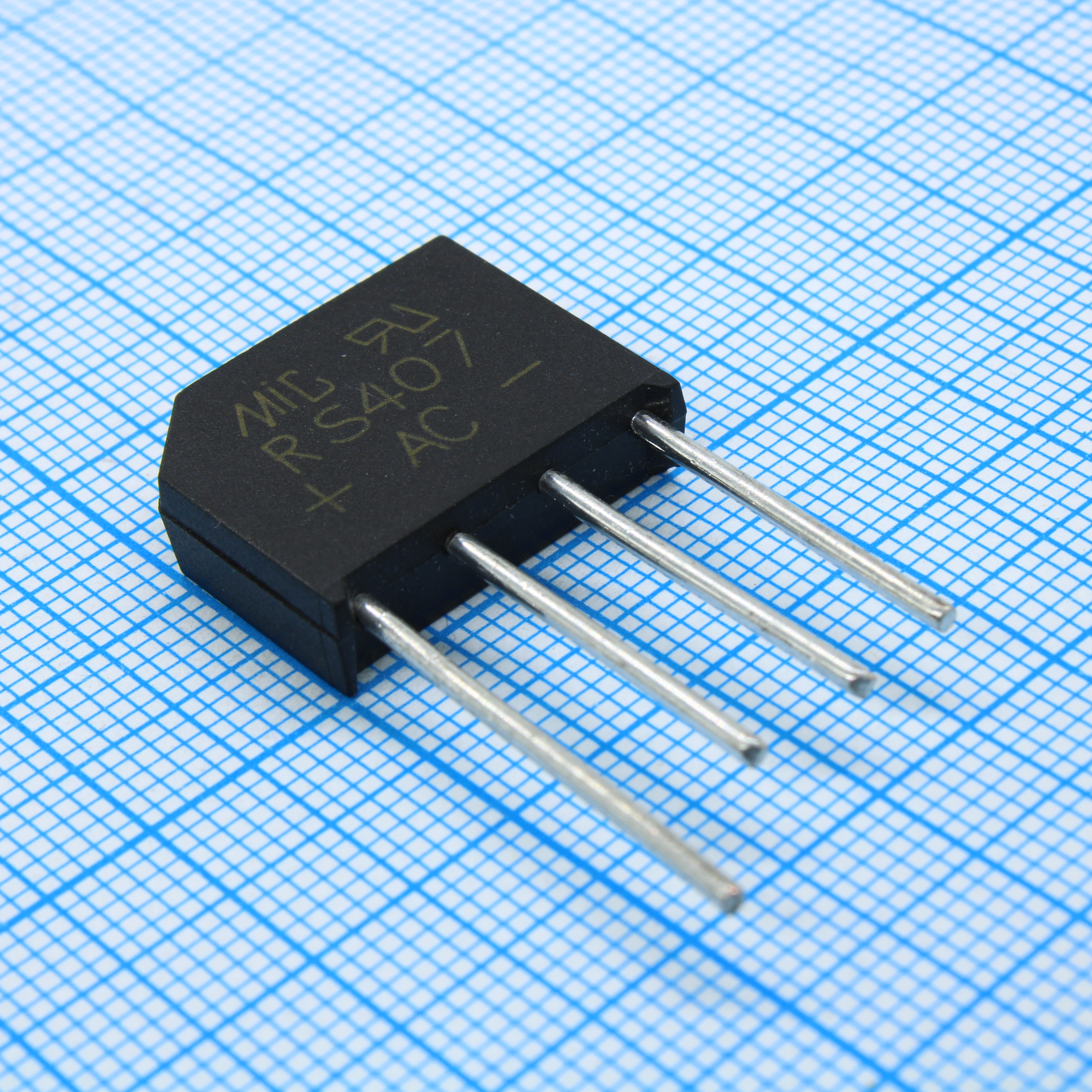 RS407 - MIC