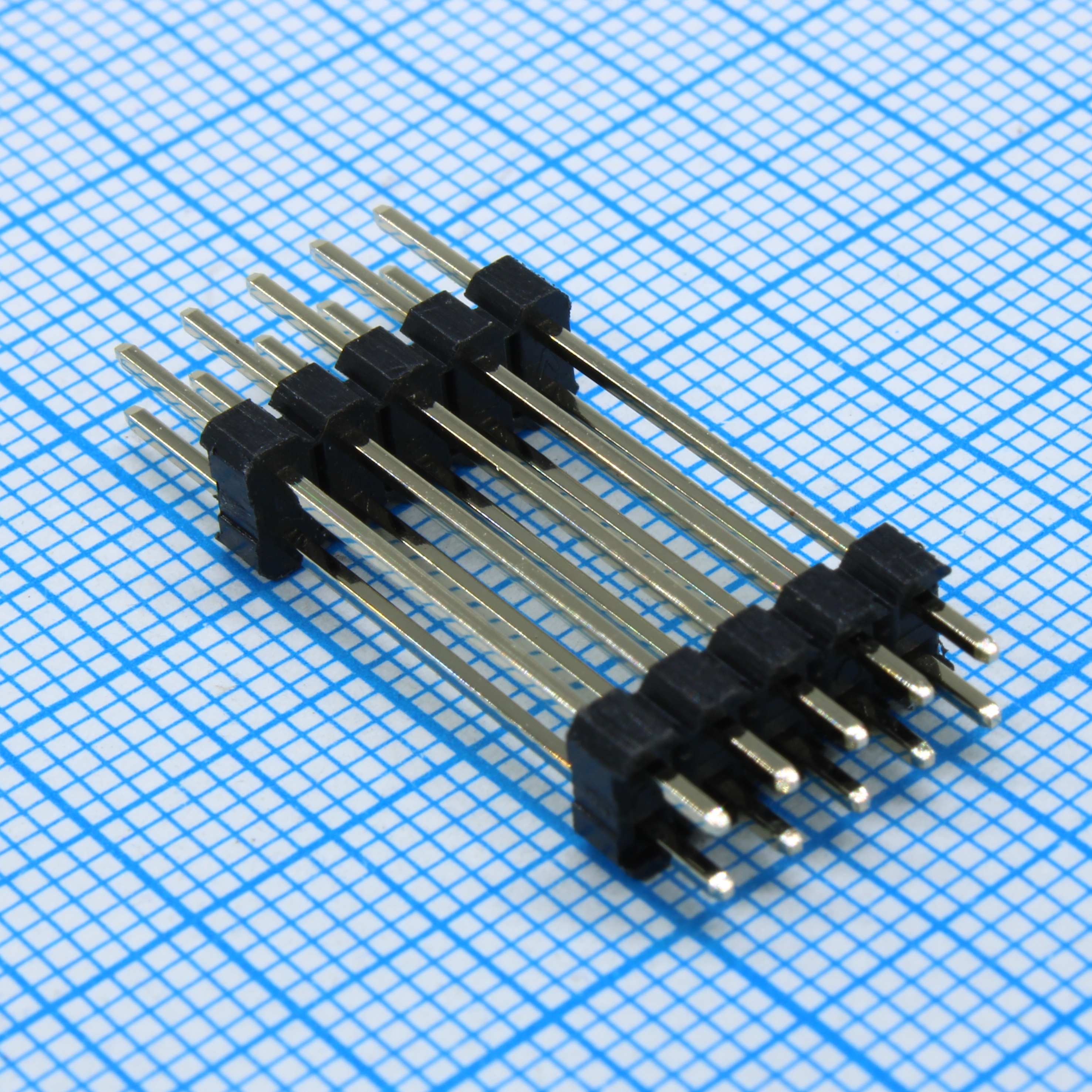 DS1029-04-2X5P8BVB70-B - CONNFLY