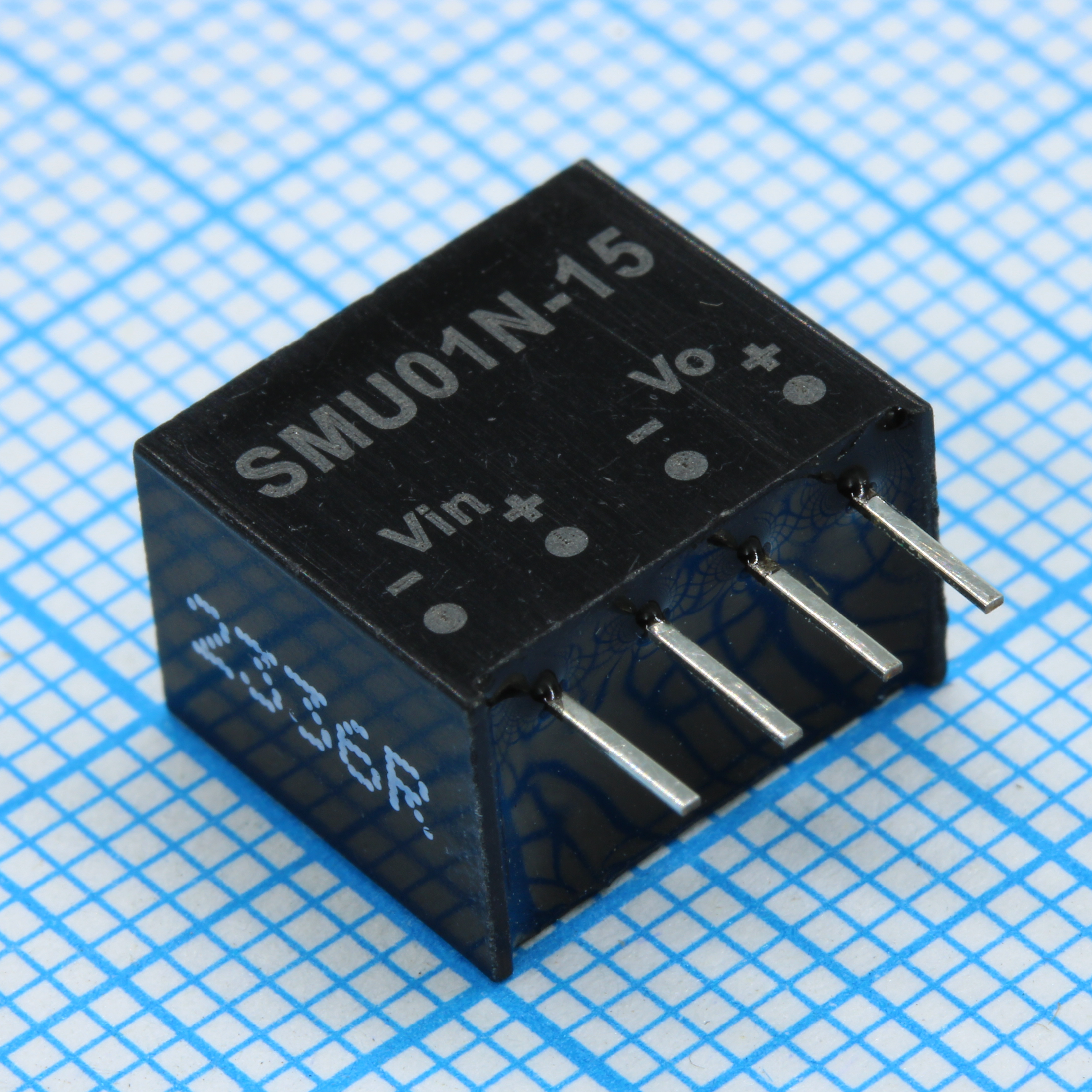 SMU01N-15 - MW