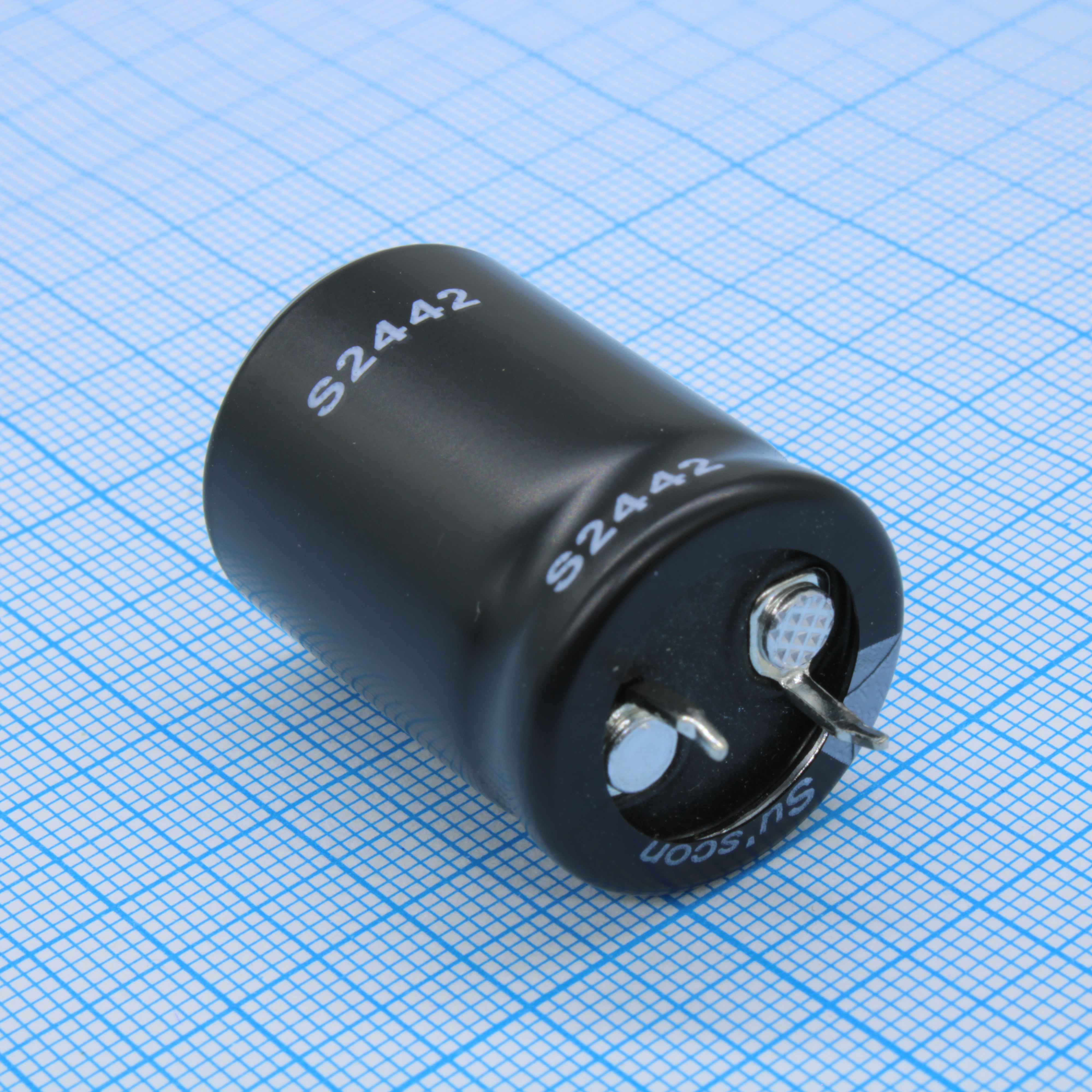LZ250M221M300KKKYL0R - Suscon