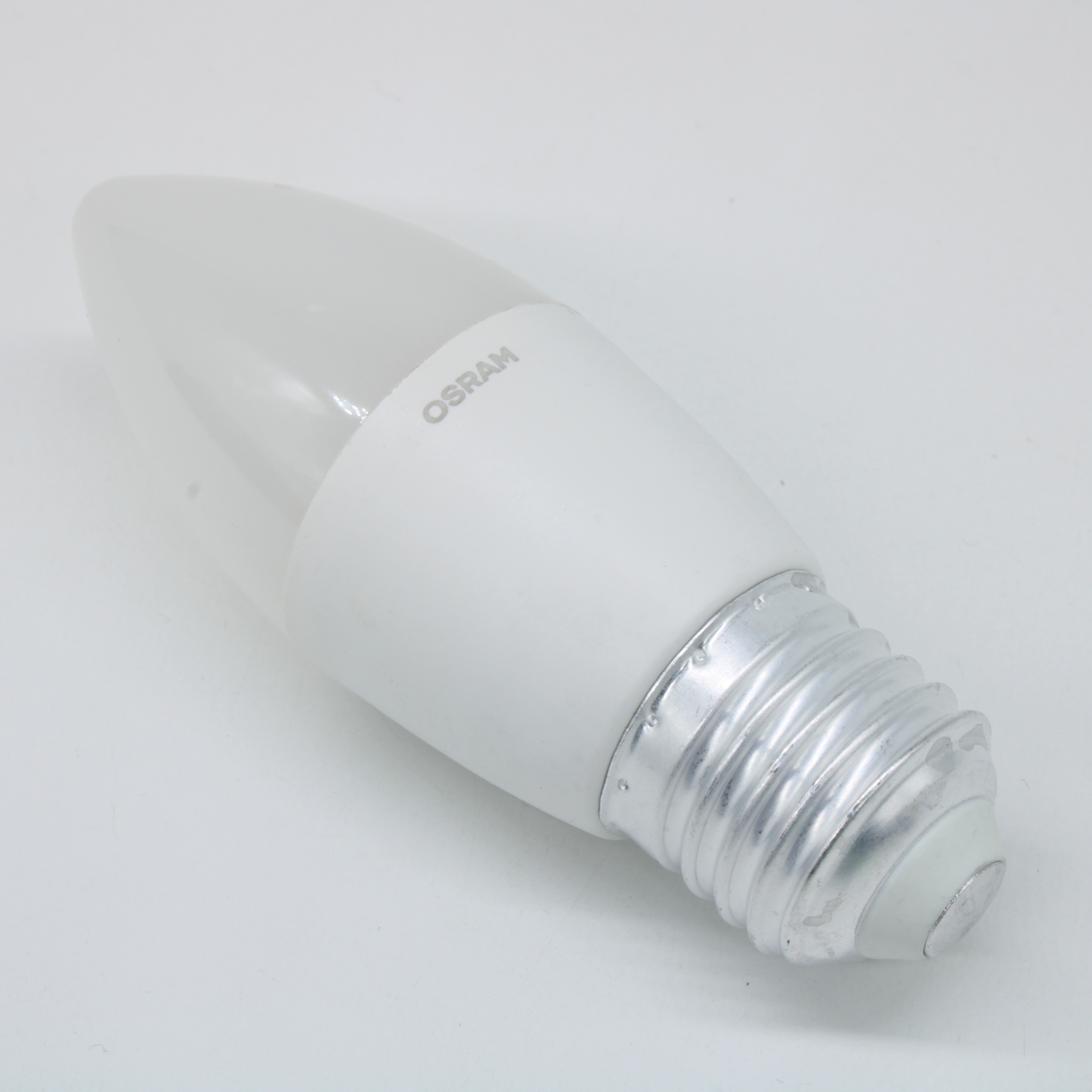 Лампа светодиодная LED 6,5Вт Е27 STAR ClassicB (замена 60Вт),теплый белый свет, матовая колба Osram - LEDVANCE