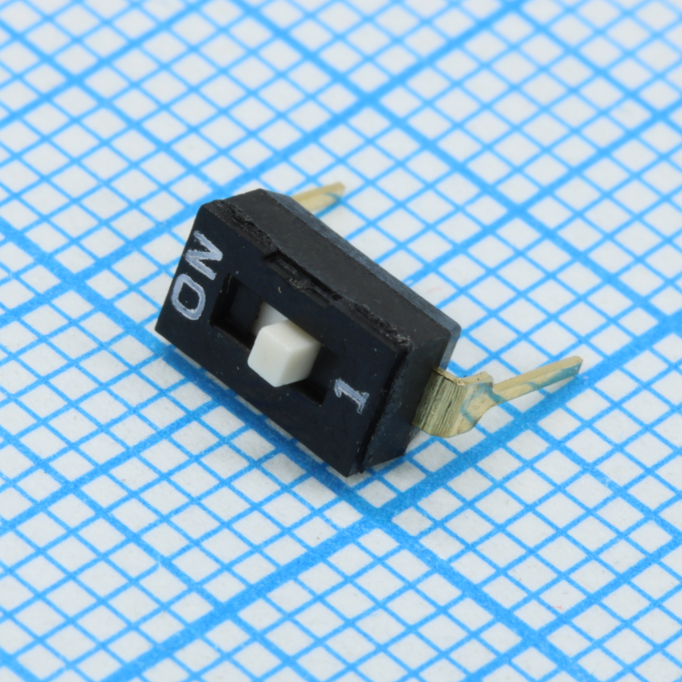 DS1040-01-01VBWB - CONNFLY