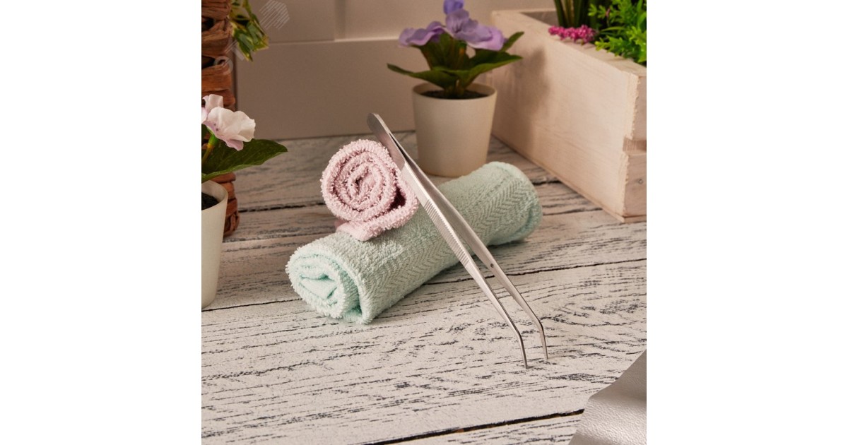 Купить Пинцет изогнутый, узкий, фиксатор, рифленый 155мм ПРОФИ 12-0355 Rexant оптом в Москве