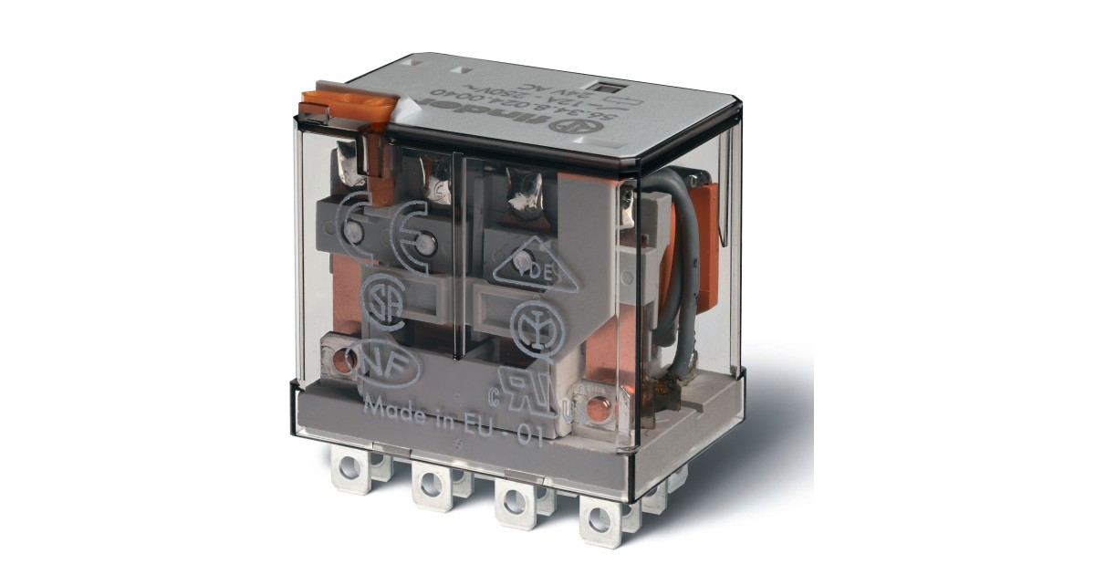 Купить Реле миниатюрное силовое электромеханич. монтаж в розетку или наконечники Faston (4.8х0.5мм) 4CO 12А AgNi 230В AC RTI опции: кнопка тест + мех.индикатор4CO 12А AgNi 230В AC 563482300040 FINDER оптом в Москве