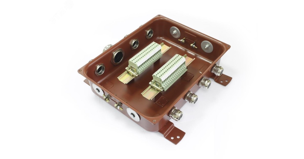 Купить Коробка КЗНС-32 УХЛ1.5 латун. сальники ГОФРОМАТИК/ zeta30319 ЗЭТАРУС оптом в Москве