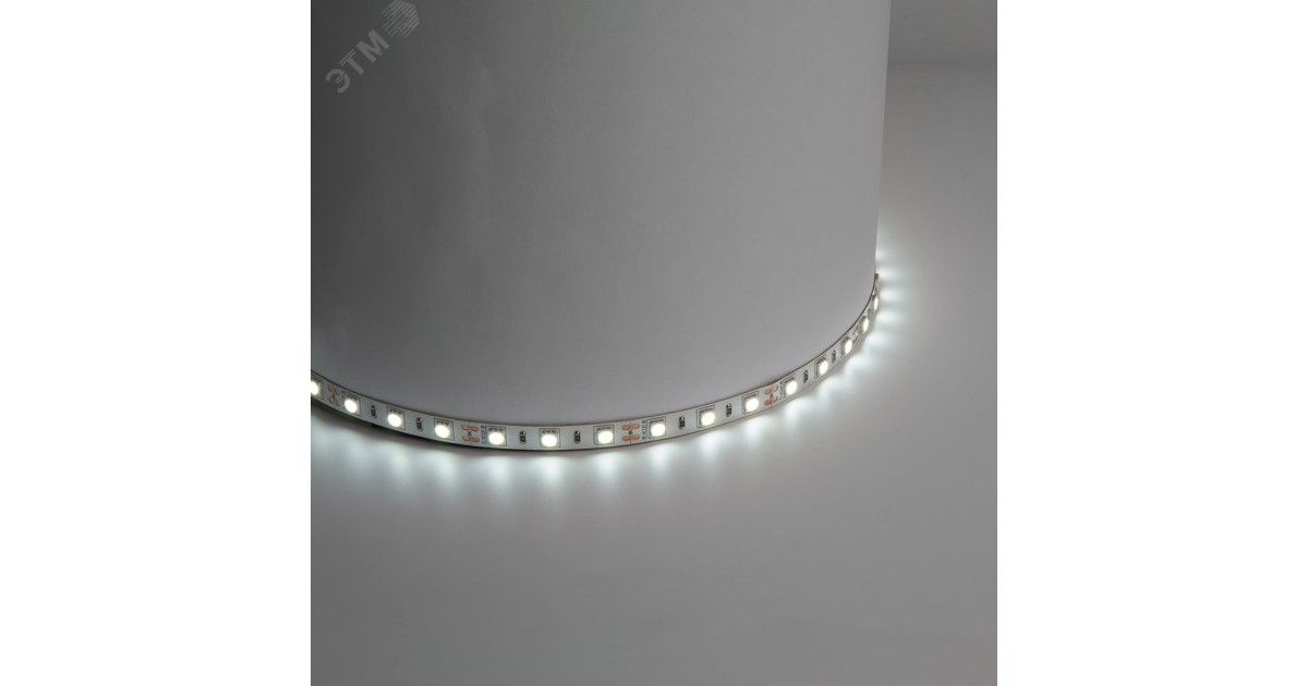 Купить Лента светодиодная LEDх60/м 5м 14.4w/m 12в дневной 27644 Feron оптом в Москве