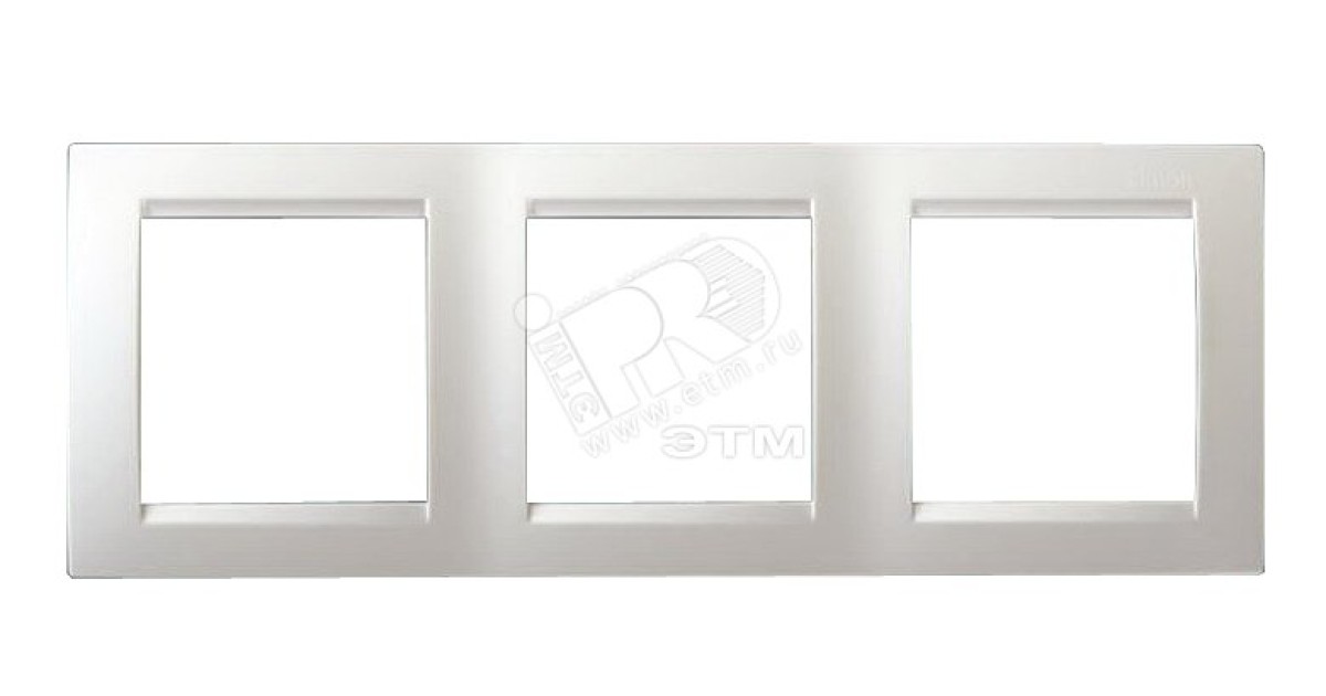 Купить Рамка 3-м Simon15 бел. 1500630-030 Simon оптом в Москве