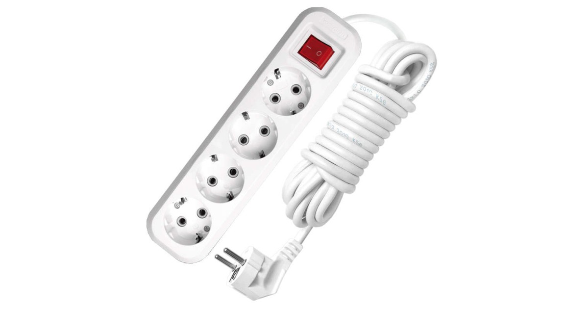 Купить Удлинитель 4х3м с заземл. 13А IP20 S-304 ПВС 3х1 с выкл. 9631990 UNIVersal оптом в Москве