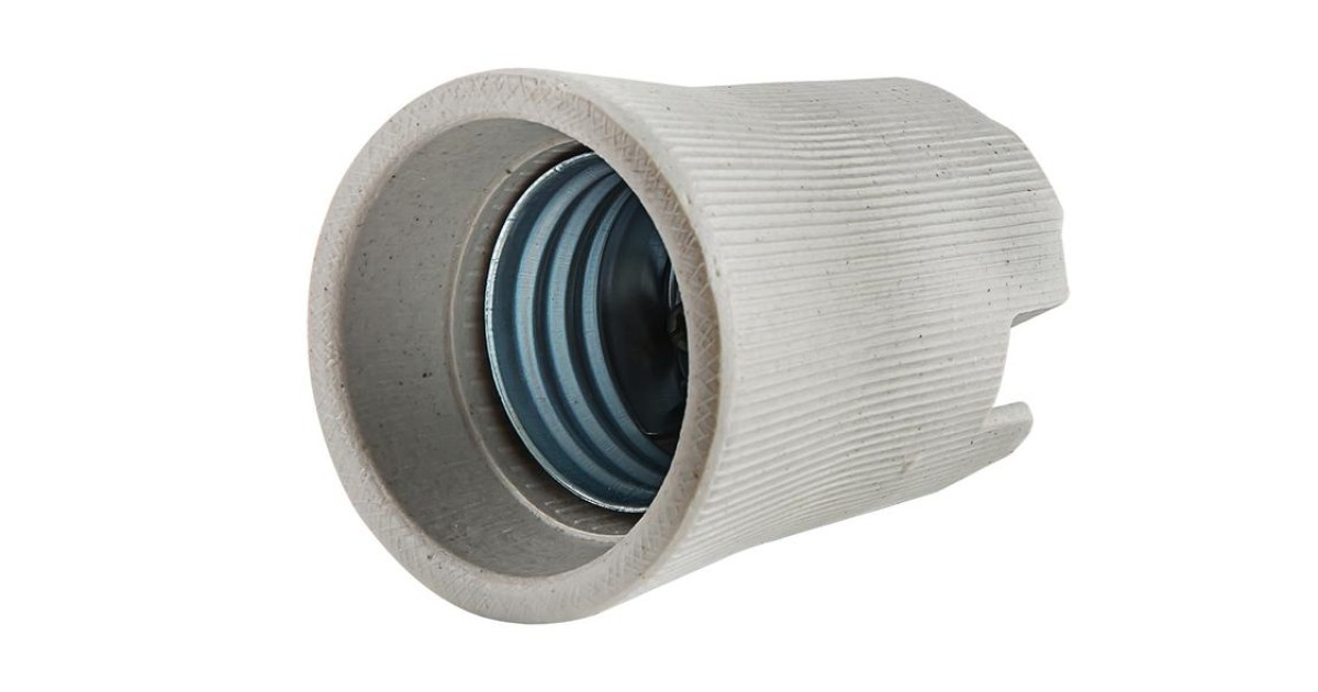 Купить Патрон Е27 Д-002 керамический накладной 4690612032153 IN HOME оптом в Москве