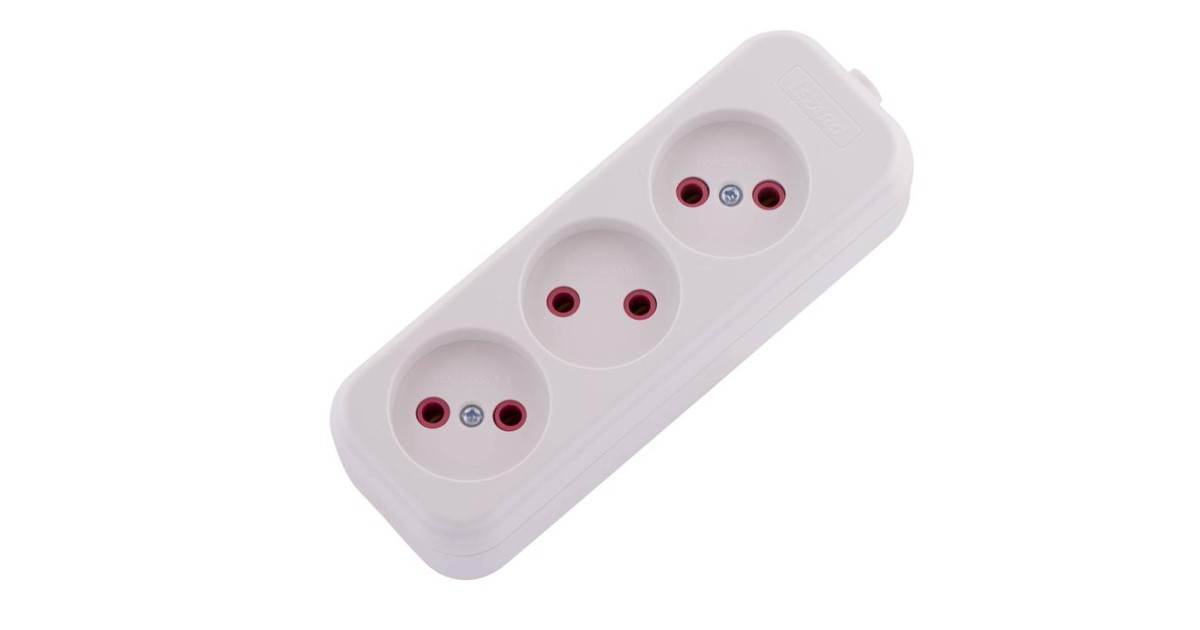 Купить Колодка удлинителя 3-м без заземл. Lila 720-0300-303 Lezard оптом в Москве