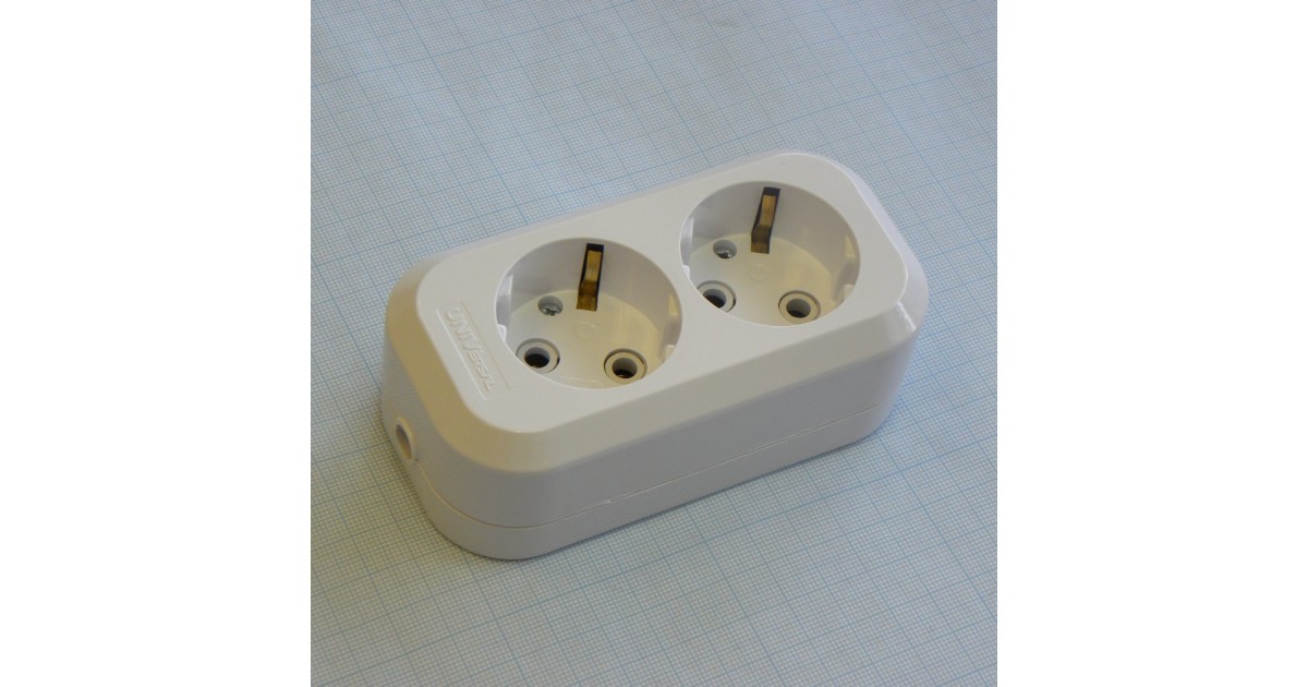 Купить Колодка розеточная x2 16А UNIVersal оптом в Москве