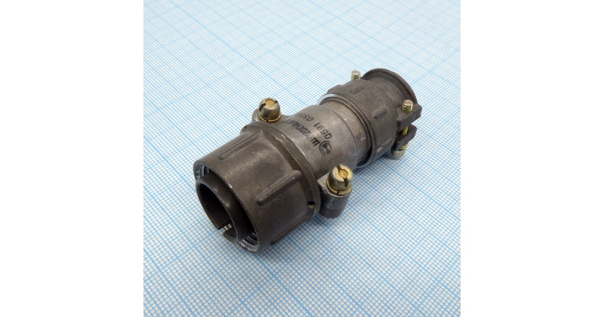 Купить ШР20П4НГ8 вилка Россия оптом в Москве