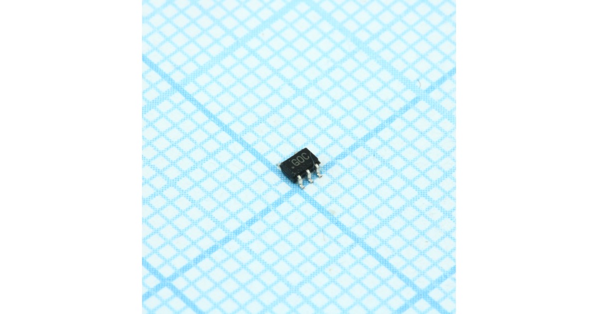 Купить ADCMP600BKSZ-REEL7 ADI оптом в Москве