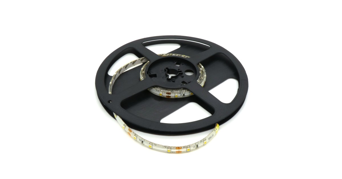 Купить LED-лента 3528 WW/ 60 чипов/1м/12V/IP44 . оптом в Москве