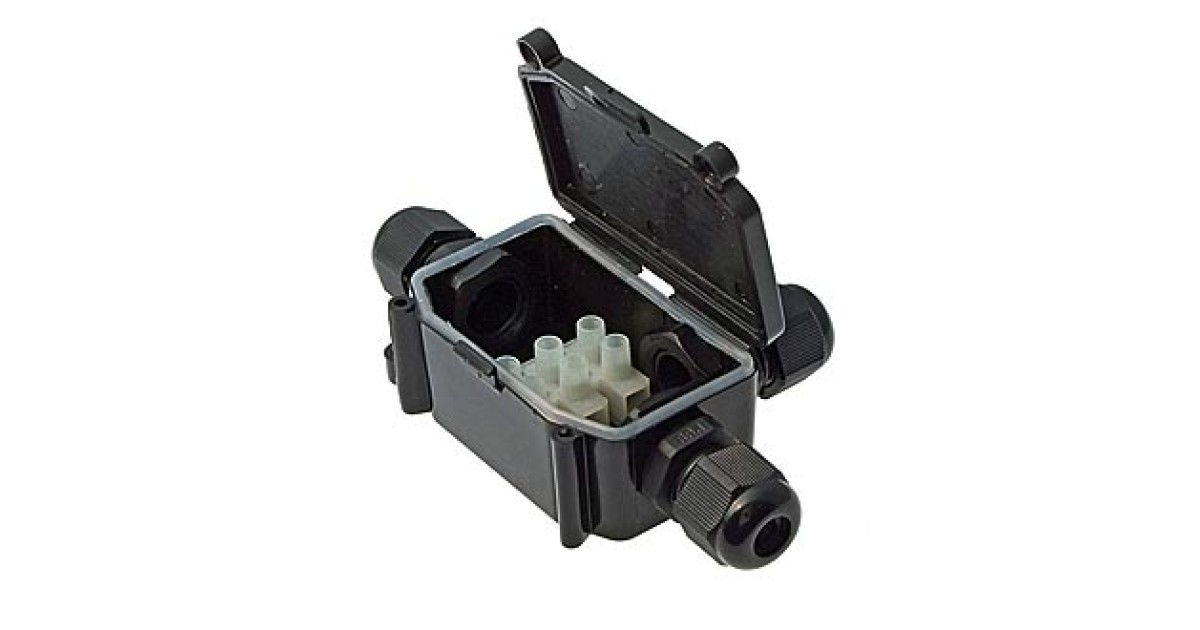 Купить BOX-3 IP65 3PIN CA10 10A/450V RUICHI оптом в Москве