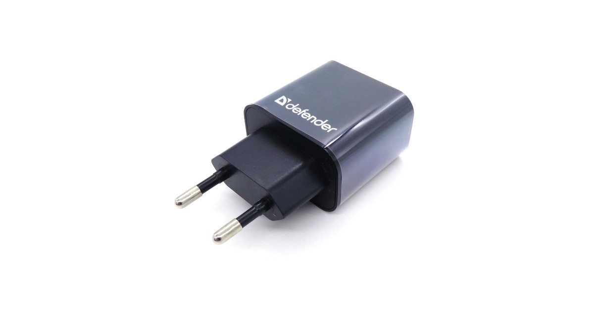 Купить Defender UPA-22 5V/2.1A DEFENDER оптом в Москве