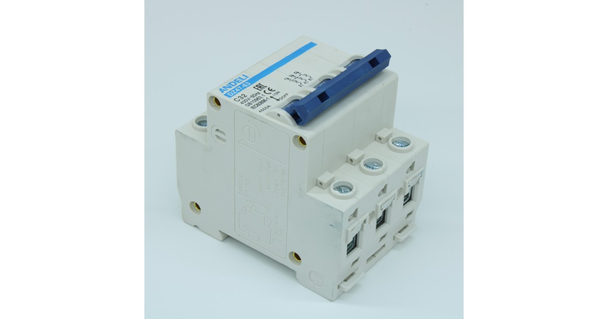 Купить DZ47-63/3P 32A 4.5KA Х-КА C Andeli оптом в Москве